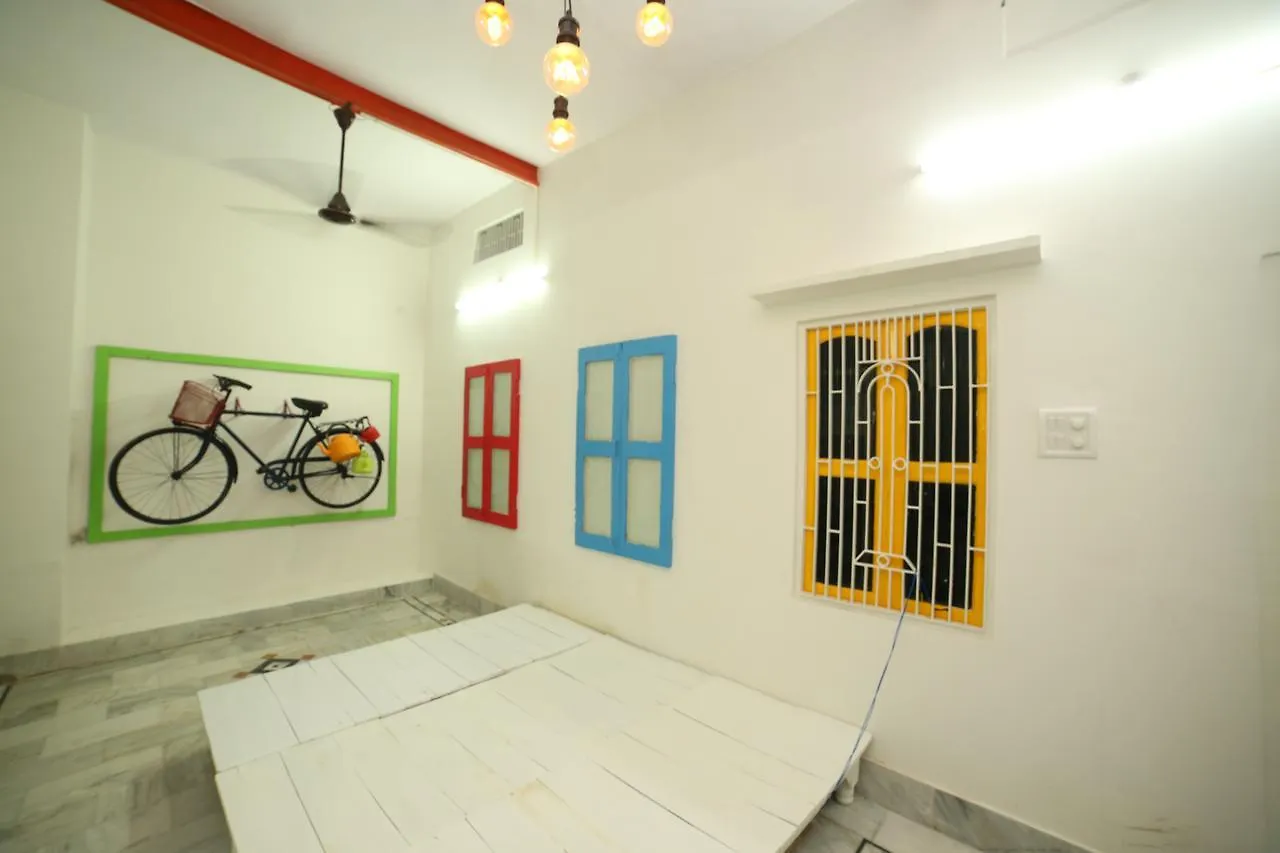 Varanasi By Roadhouse Hostels India